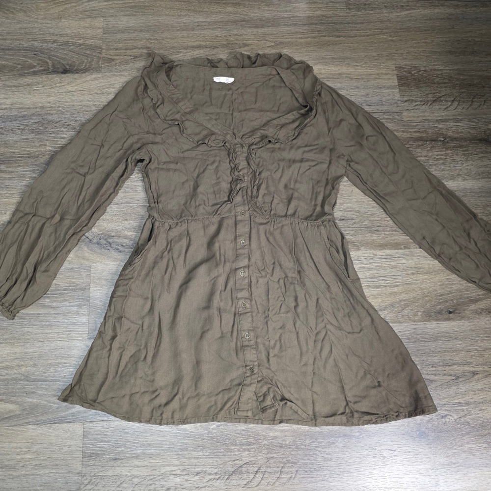 Rebellion Womens Large Tunic Top‎ Olive Green Ruffle V-Neck Button Front Rayon